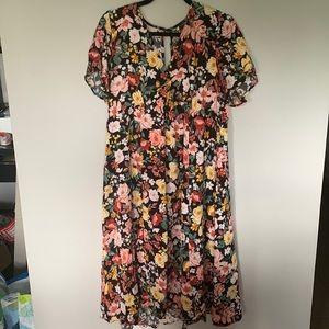 Torrid Floral Midi Dress 1 / 1X